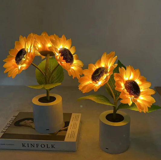 Floralight™ - Sunflower Table Lamp